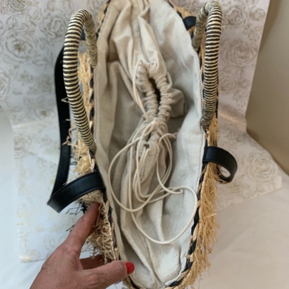 Mango Limited Edition Raffia Bag/Purse (2019) - Picture 8 of 8